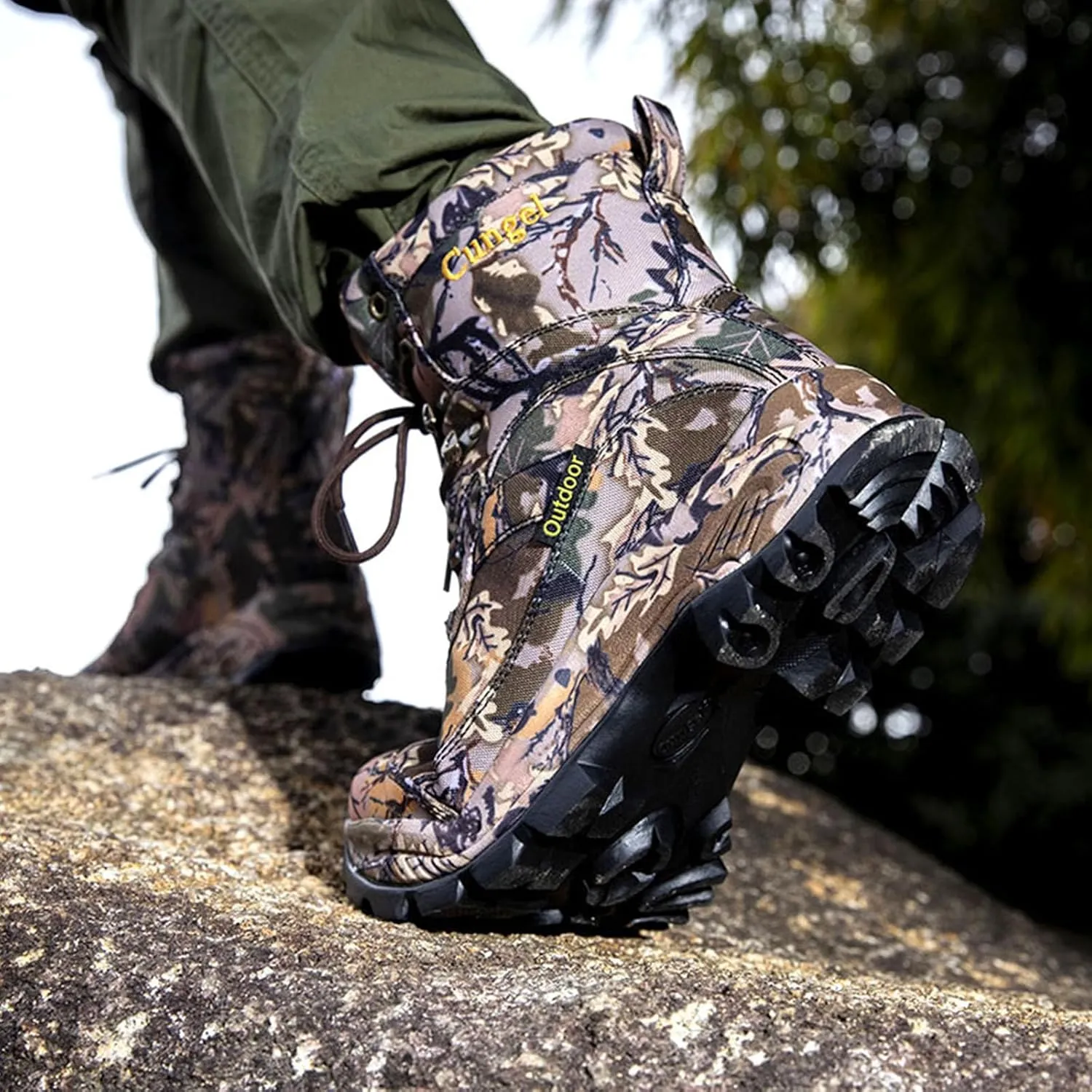 Camo Hiking Boots for Men Waterproof Slip-Resistant Durable Breathable Hunting Boots for Men Perfect for Outdoor Activities Mens Hunting Shoes Heavy Duty Camouflage Boots