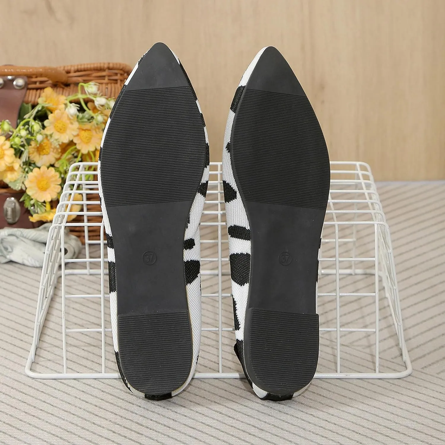 Fashion Women's Fly Weave Casual Shoes Flat Lightweight Mesh Breathable Comfort Shoe Mens Casual