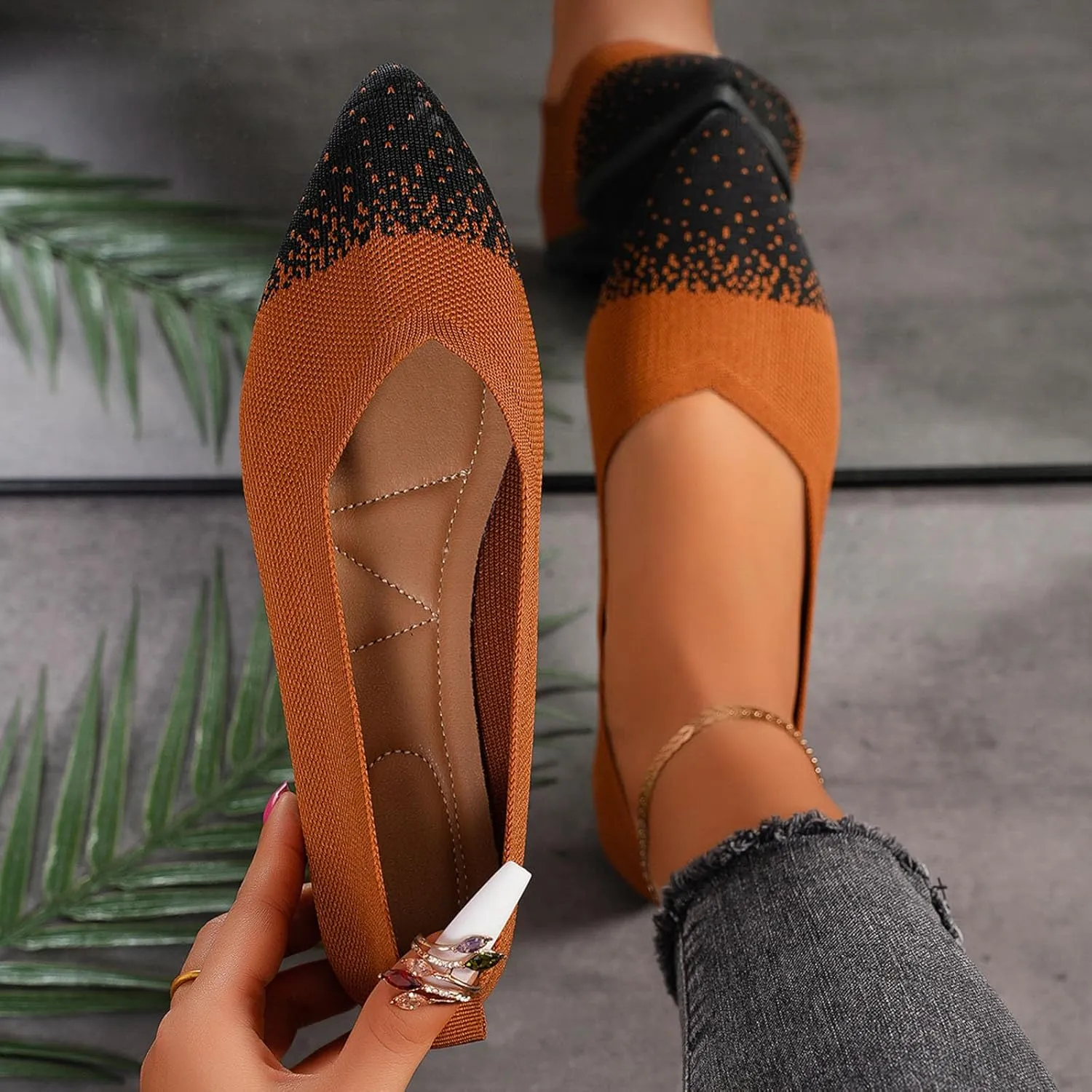 Ladies Casual Colorblocking Mesh Breathable Shallow Mouth Pointed Toe Flat Shoes Single Shoes Soybean Shoes Casual Shoes Fashion Sandals Women