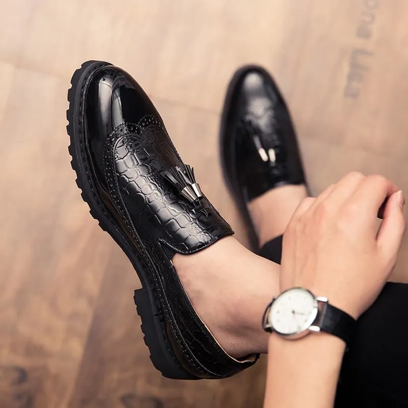 Men's Business Casual Loafers Patent Leather Formal Oxford Slip On Dress Shoes Office Working Premium Leather Derby
