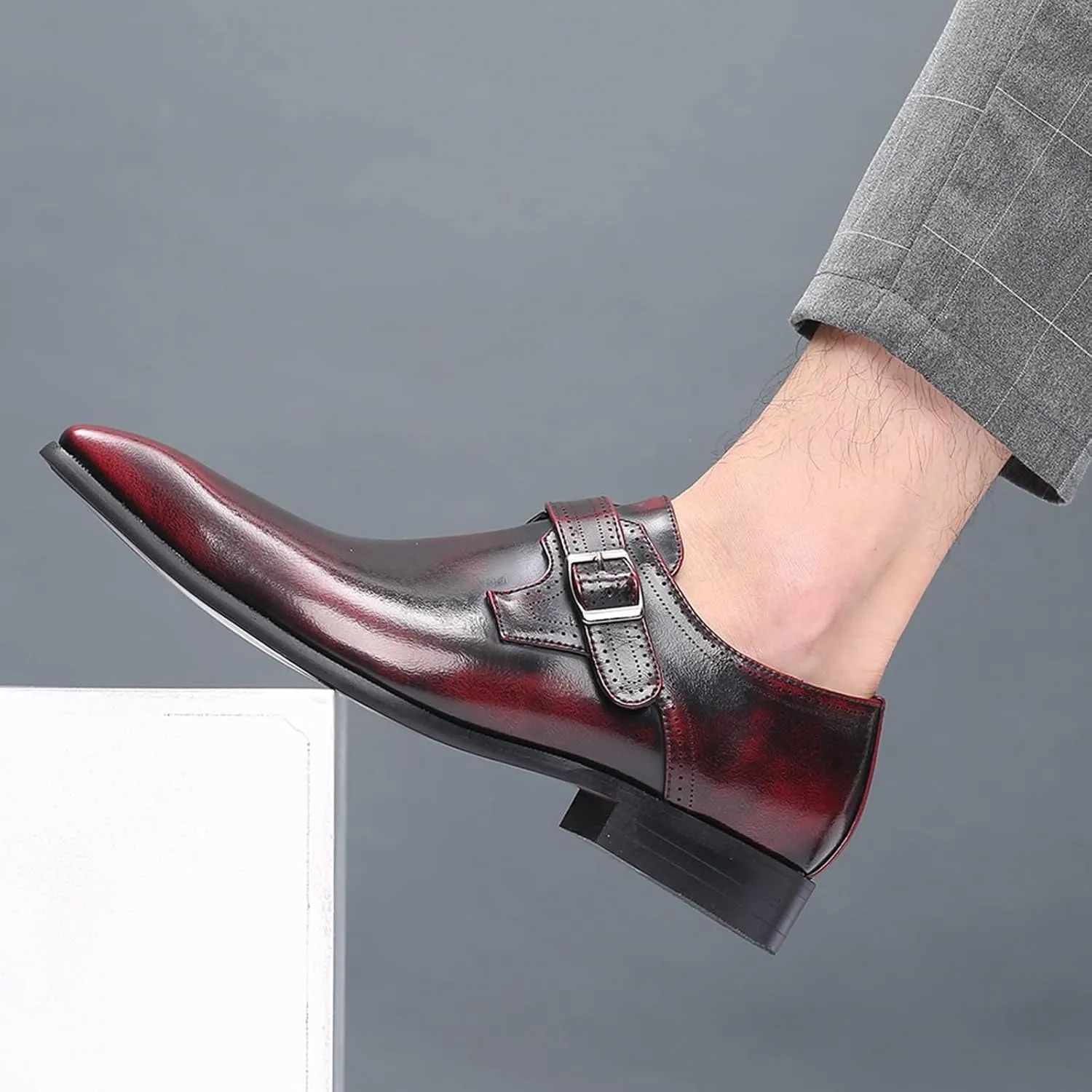 Men's Fashion Pointed Toe British Buckle Low Heeled Leather Shoes Large Size Slippers Business Leather Mens Prom Shoes Men's