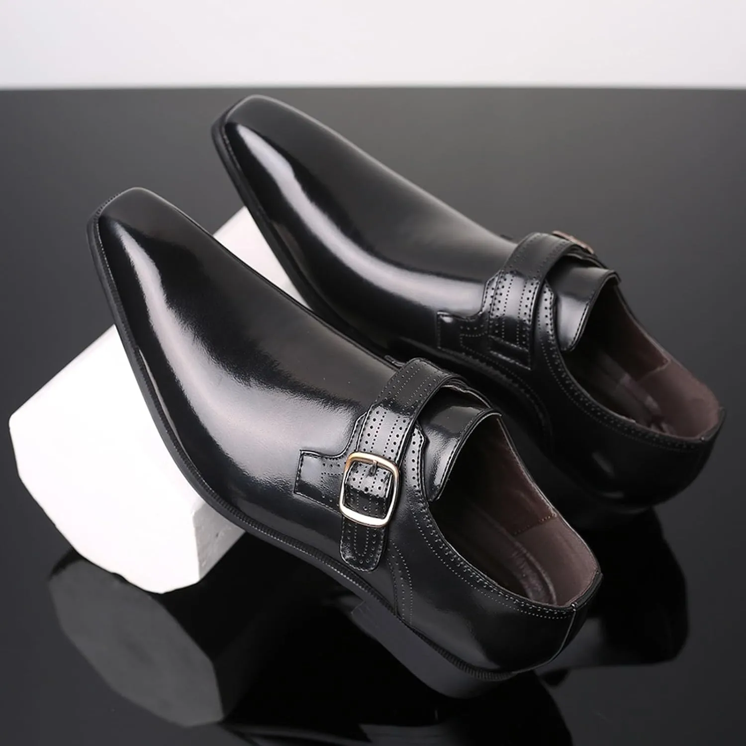 Men's Fashion Pointed Toe British Buckle Low Heeled Leather Shoes Large Size Slippers Business Leather Mens Prom Shoes Men's