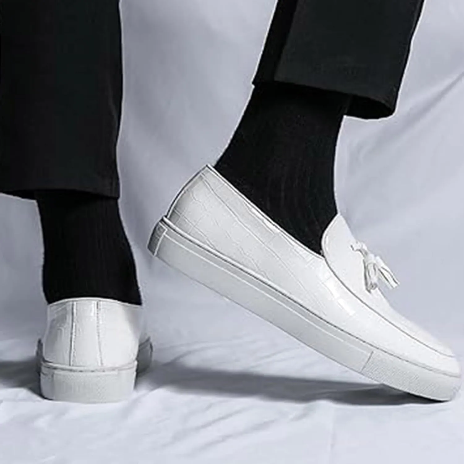 Men's Leather Slip-On Loafers Comfort Round Toe Anti-Slip Casual Shoes