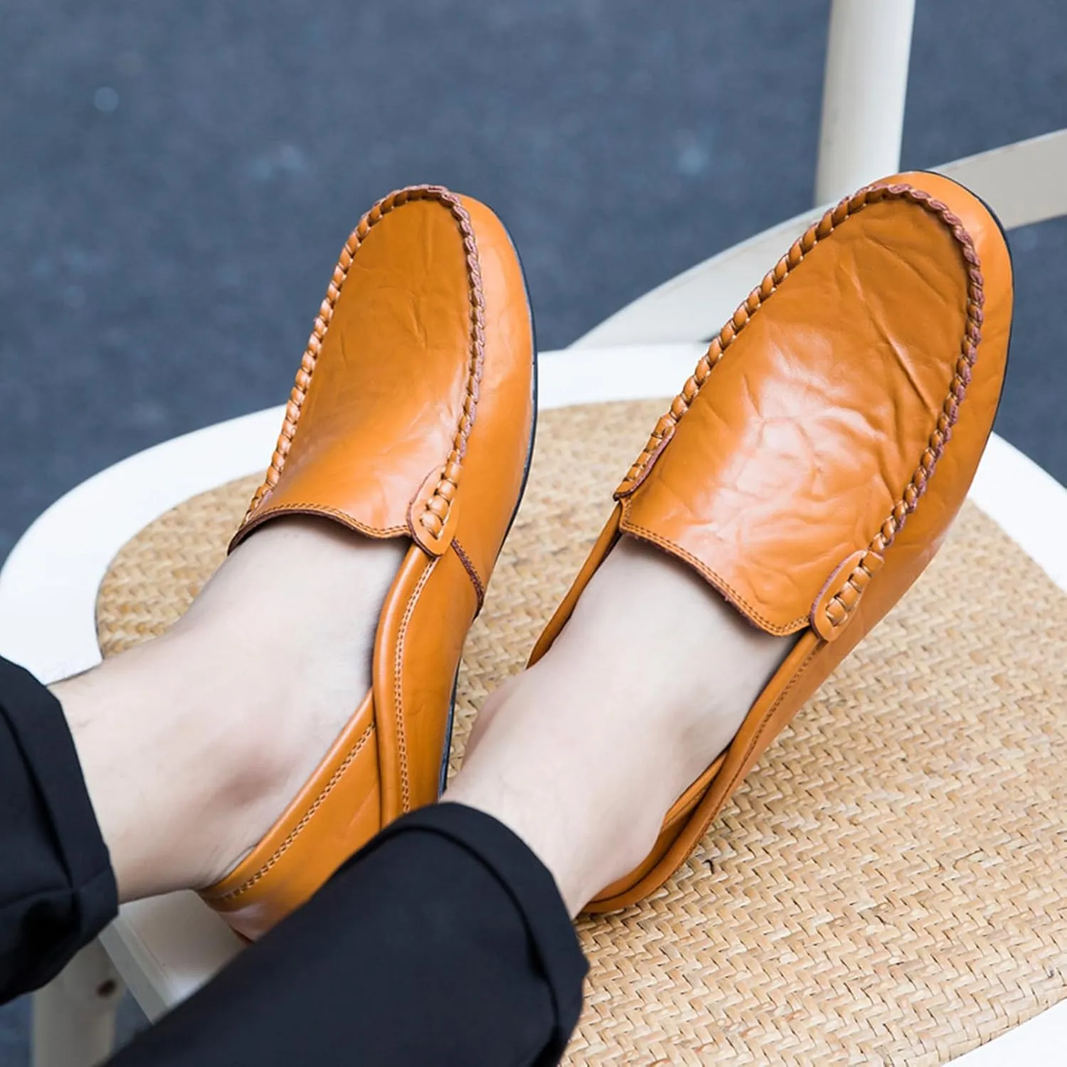 Mens Loafer Casual Shoes Slip On Driving Loafer Shoes Fashionable Leather Lightweight Casual Shoes