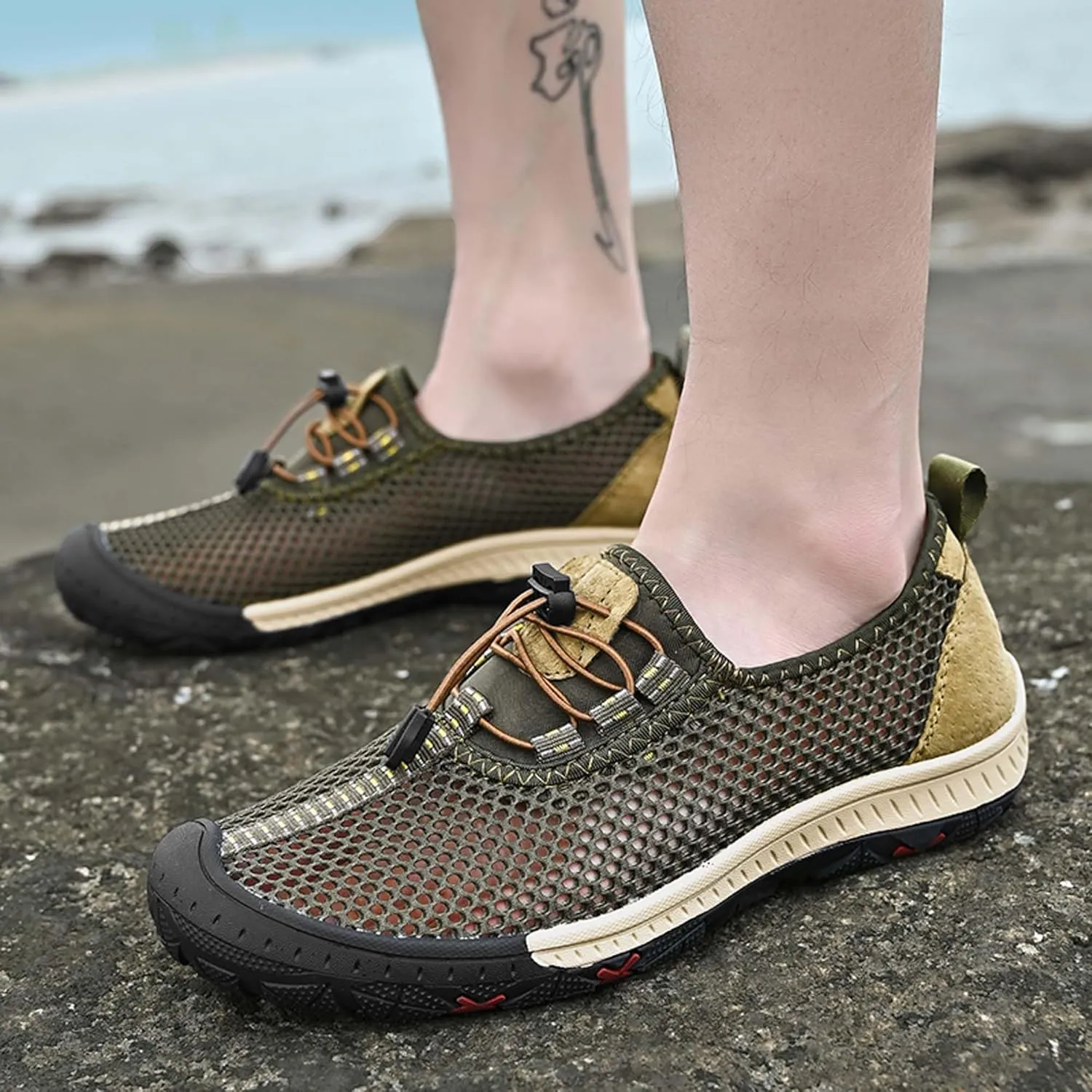 Men's Mesh Breathable Casual Sandals Comfortable Casual Walking Shoes Hollow Out Breathable Mesh Casual Shoes