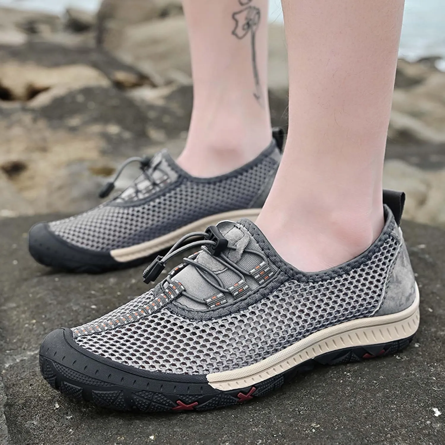 Men's Mesh Breathable Casual Sandals Comfortable Casual Walking Shoes Hollow Out Breathable Mesh Casual Shoes