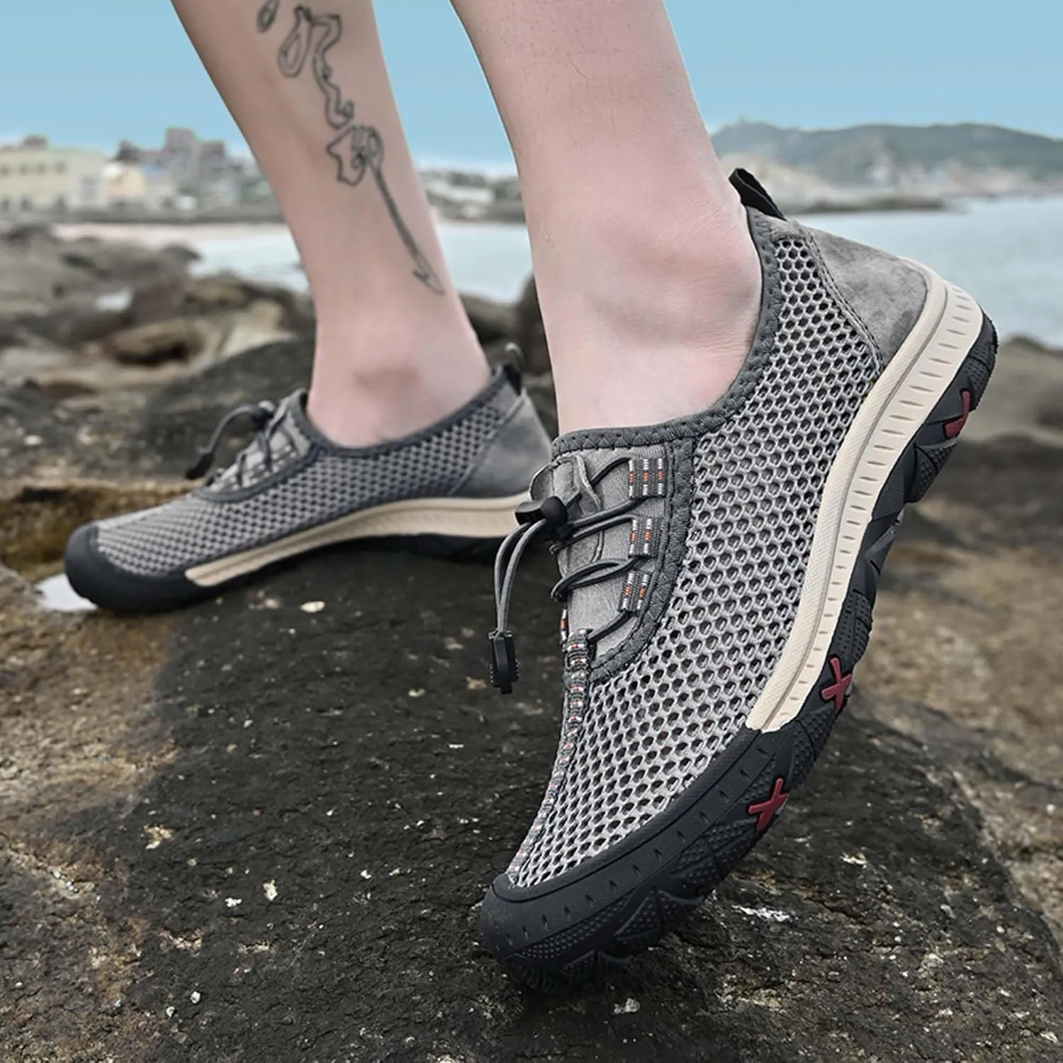 Men's Mesh Breathable Casual Sandals Comfortable Casual Walking Shoes Hollow Out Breathable Mesh Casual Shoes