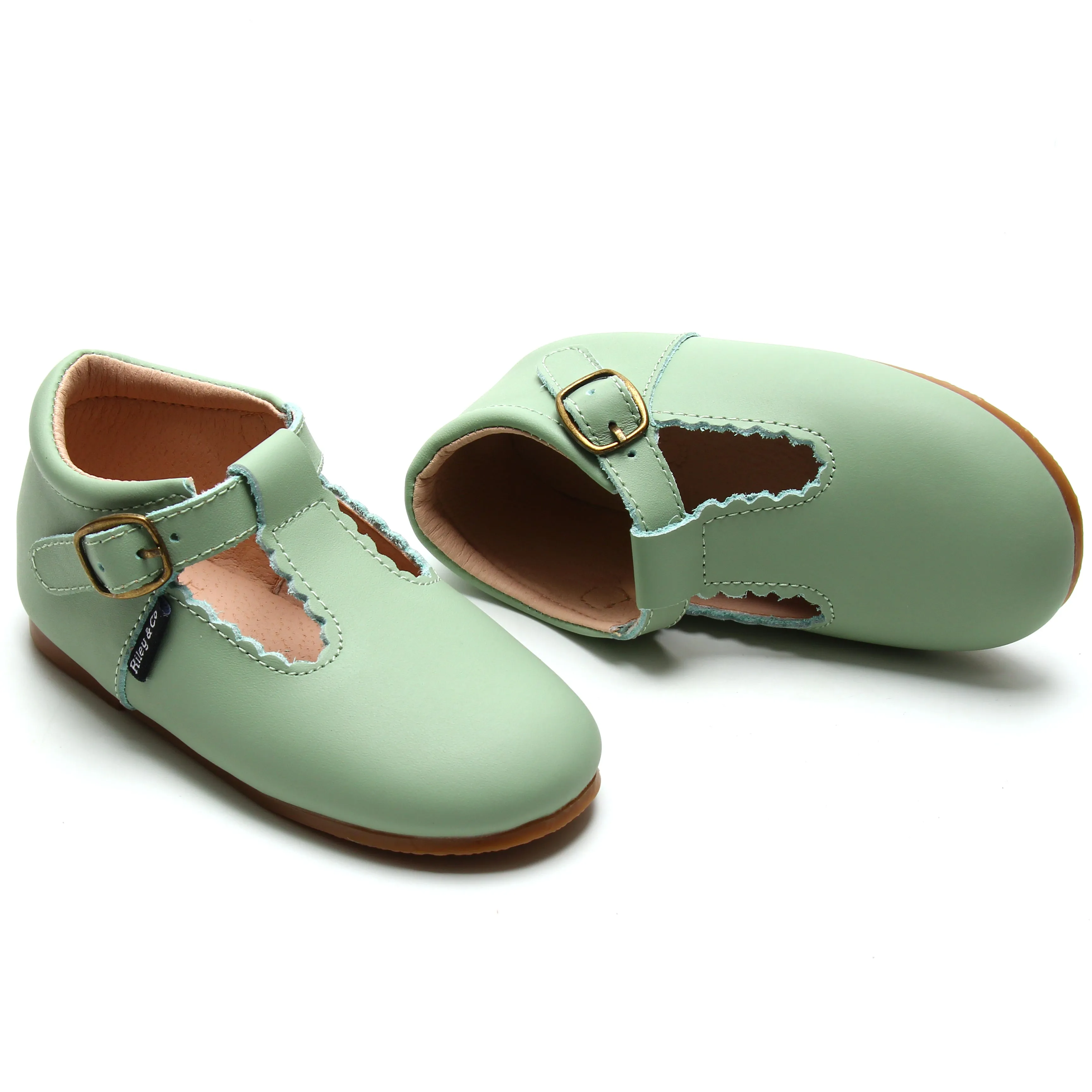 Riley T-Straps - Scalloped - Pistachio