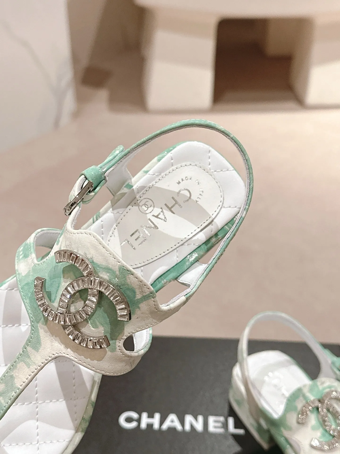 SE1409 CC Sandals / Size4-11