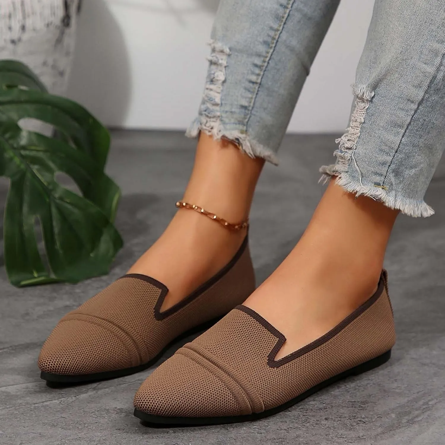 Women's Breathable Comfortable Pointed Toe Casual Shoes for Spring Summer Fashion Flat Walking Slip On Loafers