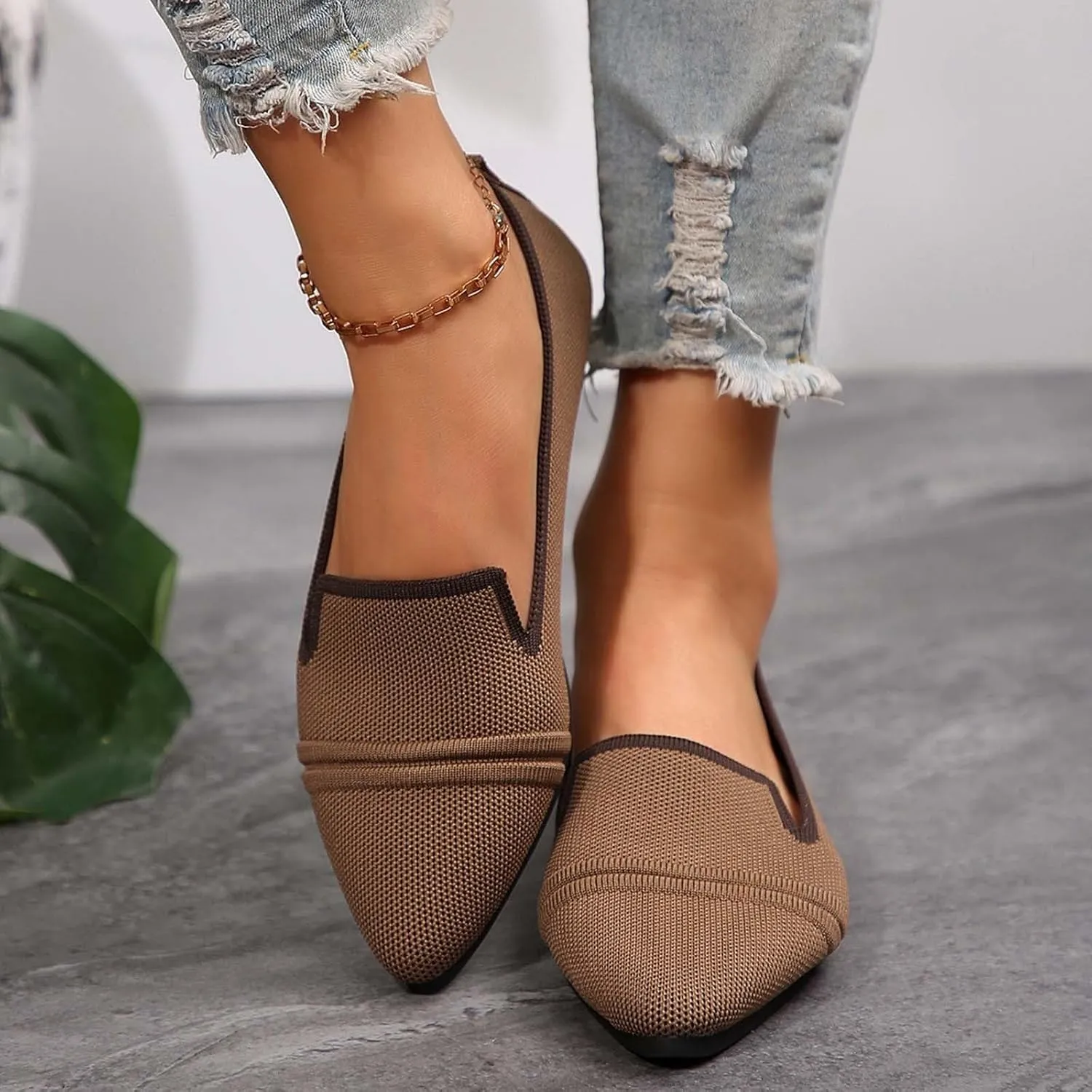Women's Breathable Comfortable Pointed Toe Casual Shoes for Spring Summer Fashion Flat Walking Slip On Loafers