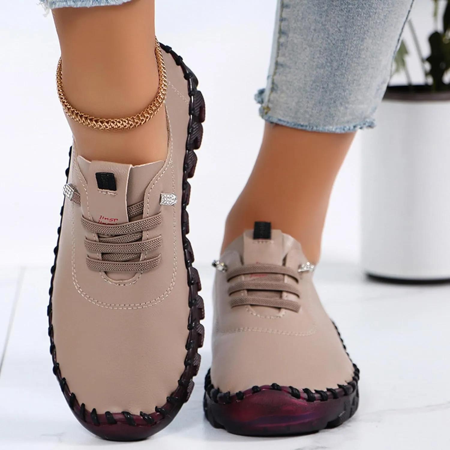 Women's Leather Soft Bottom Flat Slip-on Loafers Fashion Handmade Walking Comfort Orthopedic Relief Casual Shoes