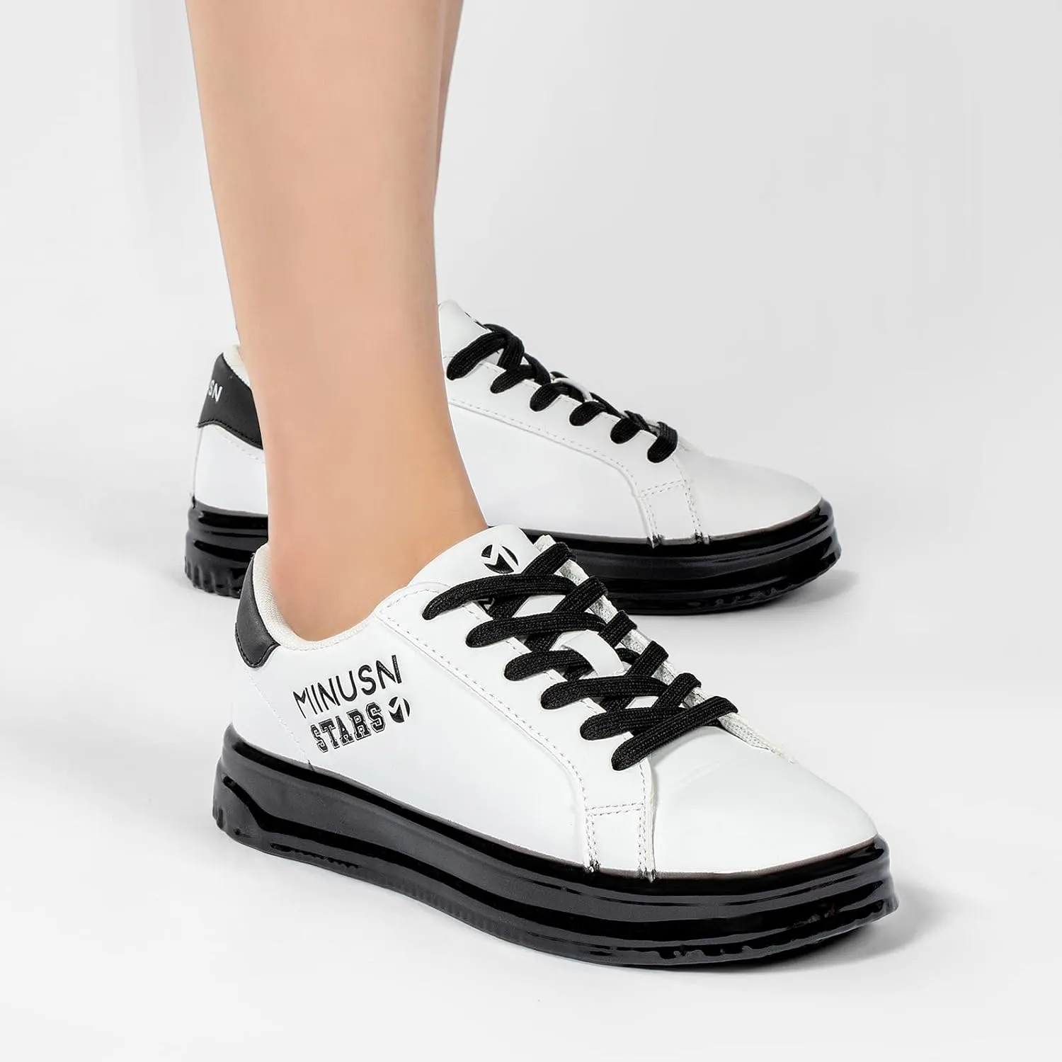 Women's Platform Sneakers Low Top Chunky Retro Braided Walking Shoes Comfortable Lace Up Casual Shoes