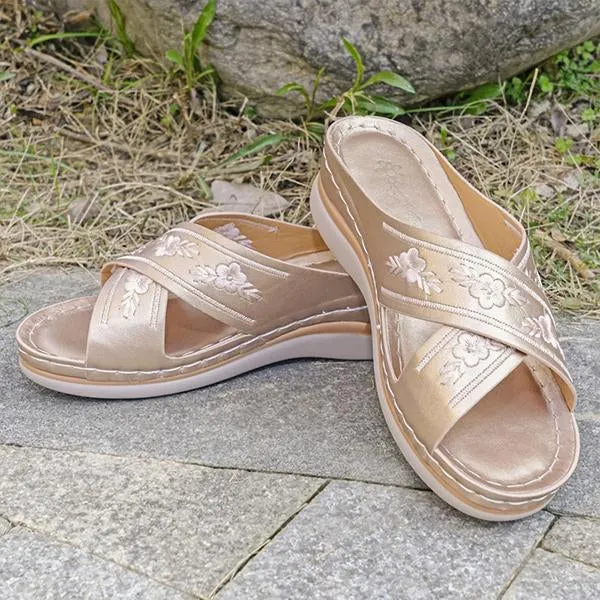 Women's Retro Embroidered Cross Wedge Slippers 13701013S