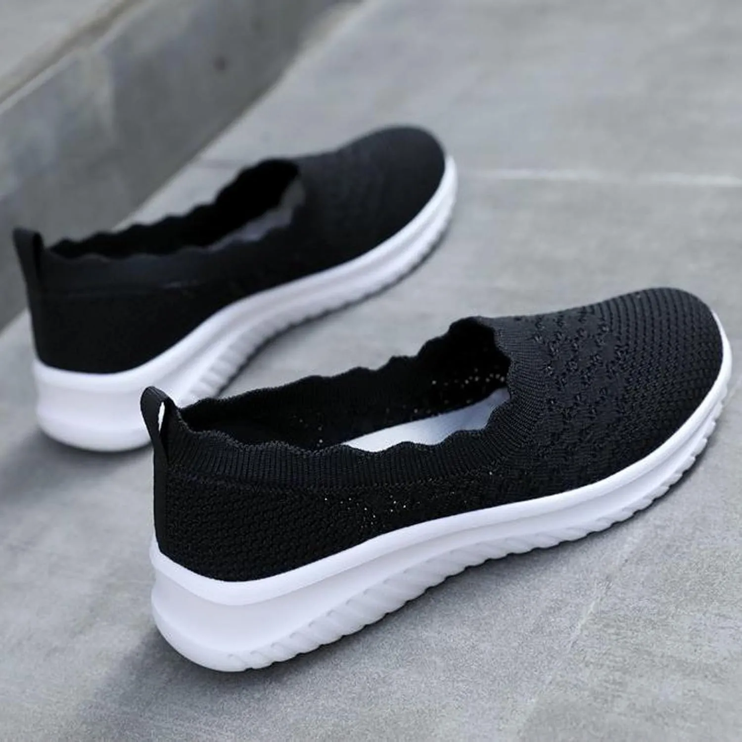 Women's Slip On Casual Flat Shoes Comfortable Breathable Knit Loafers Lightweight Walking Sneakers for Everyday